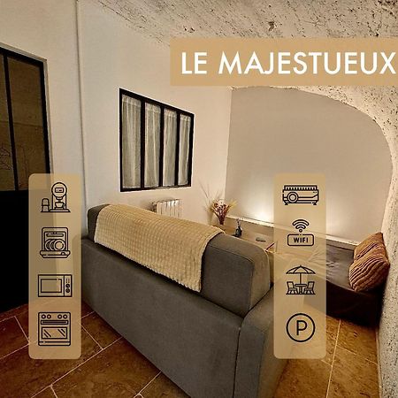 Place De Parking Au Pied Du Logement - Spacieux Et Atypique Apartment Орлеан Екстериор снимка