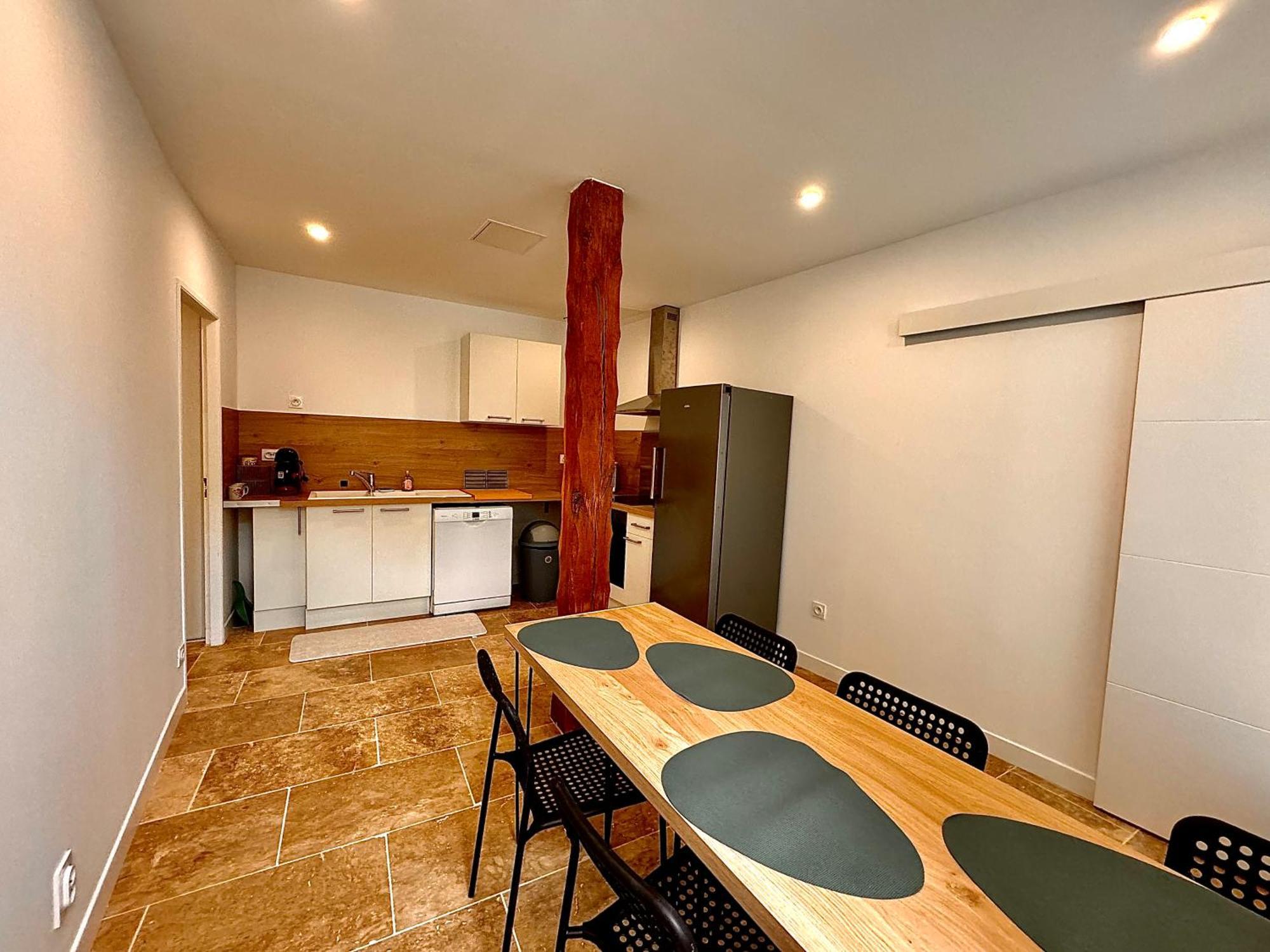 Place De Parking Au Pied Du Logement - Spacieux Et Atypique Apartment Орлеан Екстериор снимка